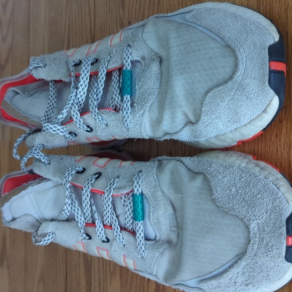 Gently Used Adidas Nite Joggers size 10 - Picture 2 of 4